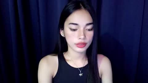 Snapshot of isabelle_willis chatting on 11/02/25, 02:41 Isabelle online show from 11/02/25, 02:41