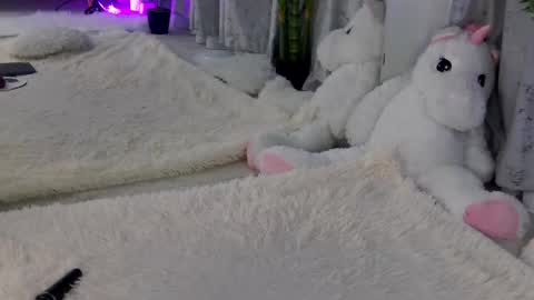 Snapshot of isabelleethan chatting on 07/13/26, 12:24 IsabelleEthan online show from 07/13/26, 12:24