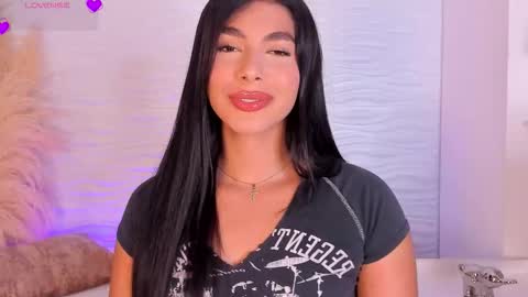 Isa online show from 02/14/26, 10:28