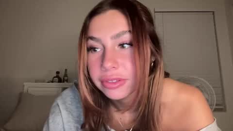 Snapshot of isabellekinsley chatting on 01/14/25, 04:25 isabellekinsley online show from 01/14/25, 04:25