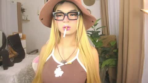 isabelliza princess online show from 04/11/26, 06:45