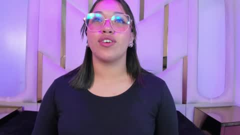isabellrodriguez18 online show from 04/11/26, 08:07