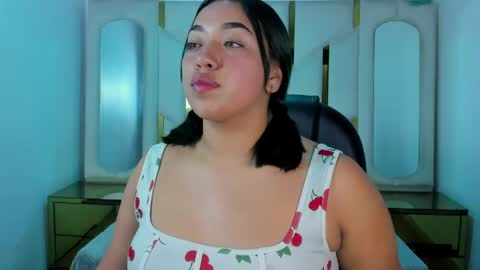 isabellrodriguez18 online show from 05/28/26, 04:10