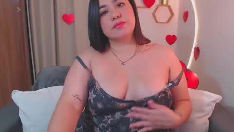 Isa online show from 02/16/26, 03:41