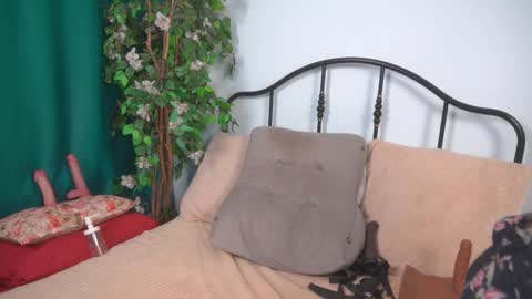 isadoradunkan online show from 03/27/26, 07:57