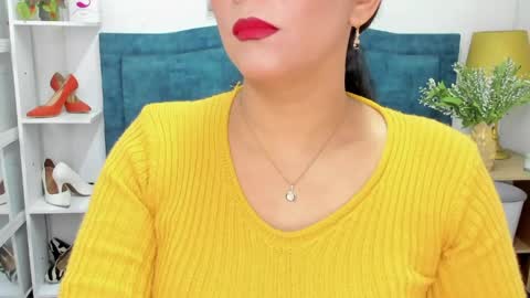 Snapshot of isadoravex chatting on 05/14/26, 08:59 Isabel online show from 05/14/26, 08:59