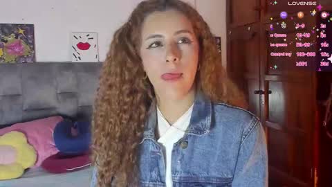 Isabela  online show from 09/16/25, 04:57