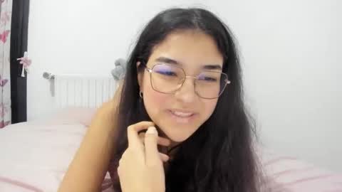 Isa Suarez online show from 03/13/26, 11:00