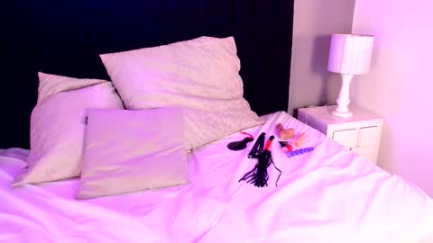 Snapshot of isaxcurves chatting on 03/24/26, 09:42 Isabela Isa for lovers online show from 03/24/26, 09:42