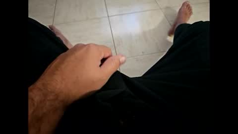 Snapshot of iscrewinutibolt chatting on 01/28/25, 10:23 Carlos online show from 01/28/25, 10:23