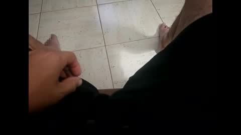 Snapshot of iscrewinutibolt chatting on 02/20/25, 11:20 Carlos online show from 02/20/25, 11:20