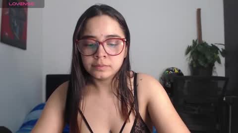 Emma online show from 01/31/25, 03:52