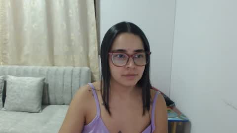 Emma online show from 03/11/26, 03:34