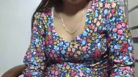 ishika_ishu online show from 02/20/26, 06:26