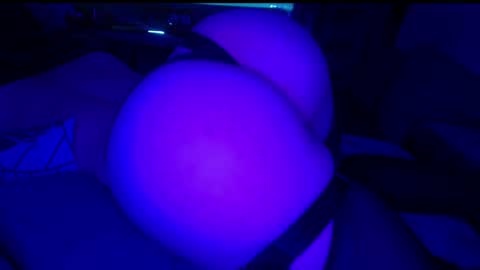 ishtarea online show from 01/31/25, 01:11