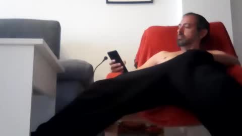 isi99999 online show from 02/04/25, 04:29