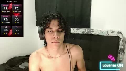 Isidro online show from 10/27/25, 06:06