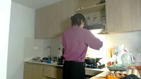 Isidro online show from 11/20/25, 03:07