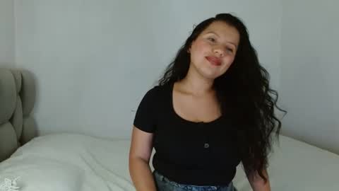 Isis  online show from 03/05/25, 06:34