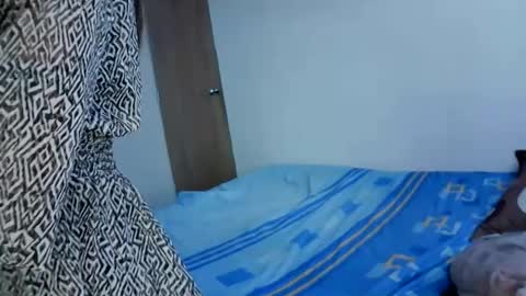 Snapshot of isis_pink chatting on 01/14/25, 08:59 Alaya online show from 01/14/25, 08:59