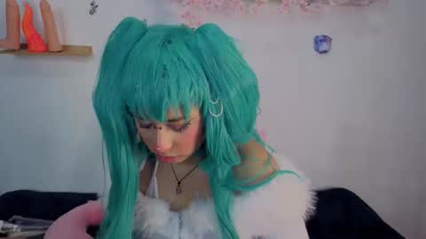 Isisjones18 online show from 10/31/25, 11:44