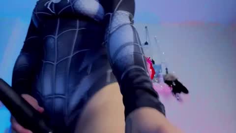 Isisjones18 online show from 02/12/26, 03:34