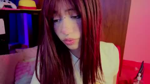 Snapshot of isisjones18 chatting on 06/20/26, 10:29 Isisjones18 online show from 06/20/26, 10:29