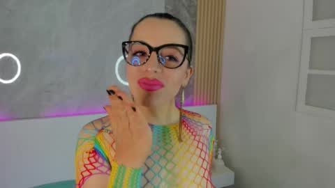 Snapshot of isisnoir chatting on 10/01/25, 07:09 Isis Noir online show from 10/01/25, 07:09