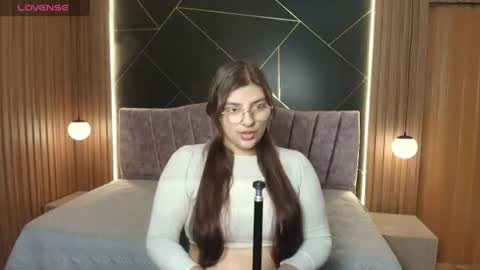 ISIS ROSEE online show from 06/30/26, 12:06
