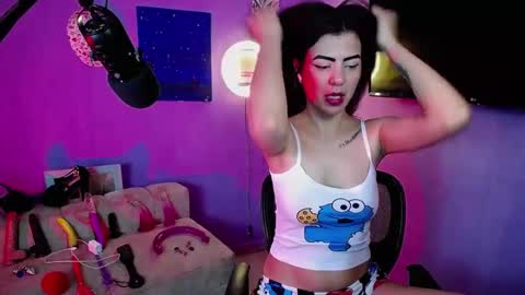 Snapshot of isisrousexx chatting on 09/22/25, 11:29 isisrousexx online show from 09/22/25, 11:29