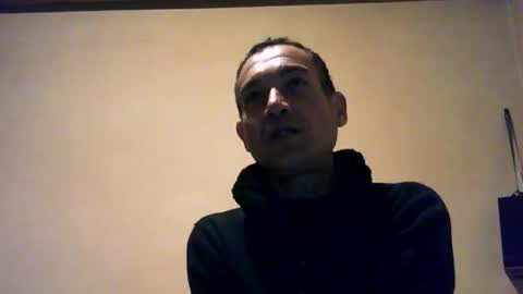 Snapshot of iskander19cm475645 chatting on 06/04/26, 01:22 Alexander online show from 06/04/26, 01:22