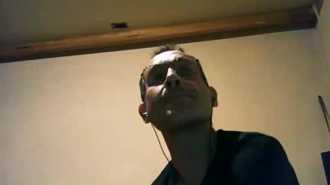 Snapshot of iskander19cm475645 chatting on 06/07/26, 01:43 Alexander online show from 06/07/26, 01:43