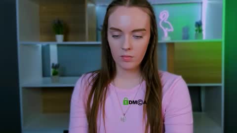 isla_dior online show from 03/23/26, 07:07