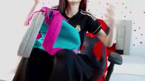 Isla Rosee18 online show from 03/25/26, 02:28