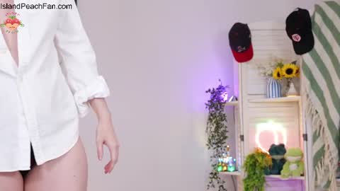 Lou  Peaches online show from 07/24/26, 02:26
