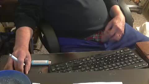 Snapshot of islandduke chatting on 12/06/24, 02:35 Duke online show from 12/06/24, 02:35