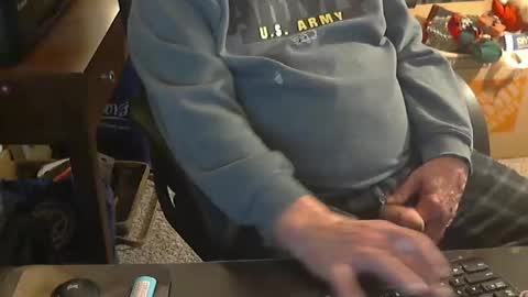 Snapshot of islandduke chatting on 12/26/24, 11:43 Duke online show from 12/26/24, 11:43