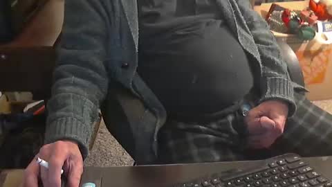 Snapshot of islandduke chatting on 01/02/25, 03:15 Duke online show from 01/02/25, 03:15