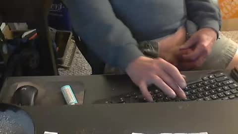 Snapshot of islandduke chatting on 01/16/25, 01:58 Duke online show from 01/16/25, 01:58