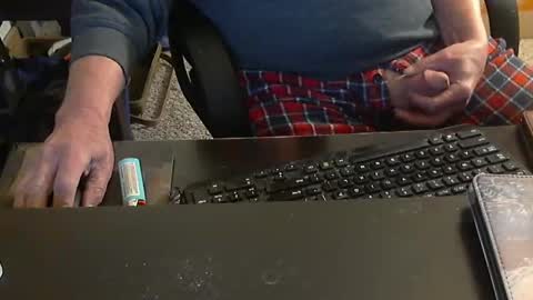 Snapshot of islandduke chatting on 01/19/25, 08:30 Duke online show from 01/19/25, 08:30