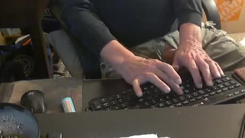 Snapshot of islandduke chatting on 02/22/25, 03:03 Duke online show from 02/22/25, 03:03