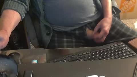 Snapshot of islandduke chatting on 02/23/25, 11:58 Duke online show from 02/23/25, 11:58