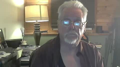 Snapshot of islandduke chatting on 10/11/25, 12:58 Duke online show from 10/11/25, 12:58