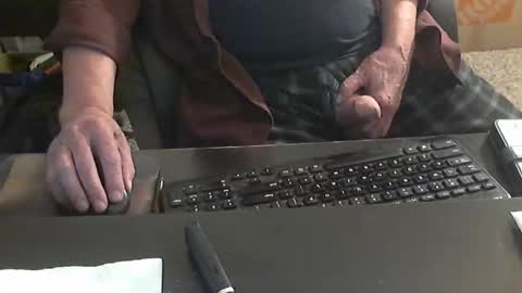 Snapshot of islandduke chatting on 10/14/25, 11:16 Duke online show from 10/14/25, 11:16