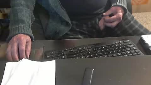 Snapshot of islandduke chatting on 11/22/25, 11:53 Duke online show from 11/22/25, 11:53