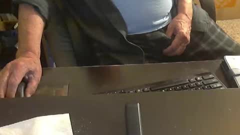 Snapshot of islandduke chatting on 11/30/25, 01:48 Duke online show from 11/30/25, 01:48