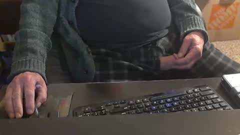 Snapshot of islandduke chatting on 12/14/25, 03:28 Duke online show from 12/14/25, 03:28