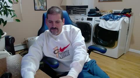 Jim online show from 02/08/25, 11:33