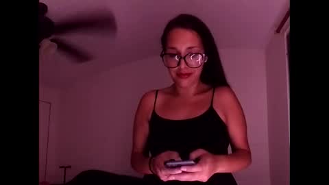 Snapshot of islandmilf777 chatting on 10/24/25, 01:51 BiancaRose online show from 10/24/25, 01:51