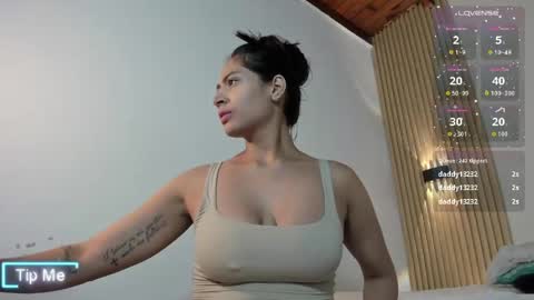 Snapshot of islascott chatting on 04/19/26, 09:19 IslaScott online show from 04/19/26, 09:19